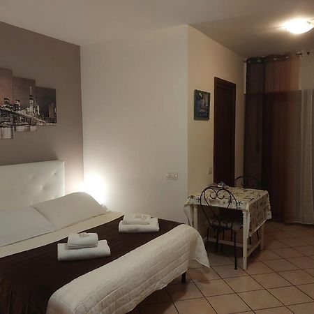 Cozy Studio - Monolocale - Fiumicino Aeroporto E Fiera - Self Check-In Apartment Exterior photo